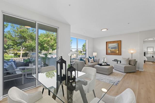 401 Baltic Circle, Redwood City CA: https://media.crmls.org/mediaz/23f461b1-68da-46d7-87e1-711b3b1aa341.jpg
