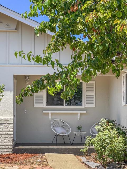 1713 W Campbell Avenue, Campbell CA: https://media.crmls.org/mediaz/23f4934f-305b-482a-acd1-be49cc6bb200.jpg