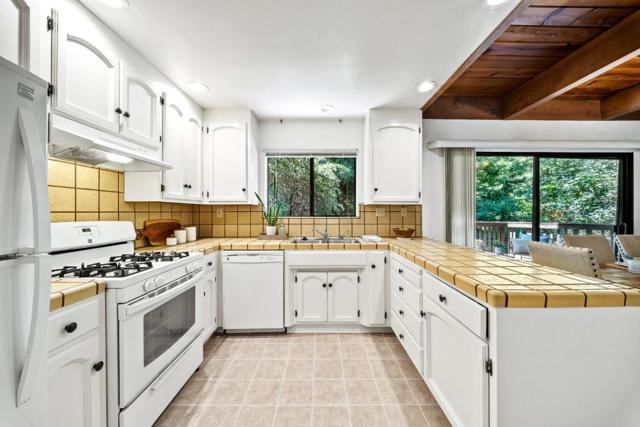 146 Aptos School Road, Aptos CA: https://media.crmls.org/mediaz/23f4a4b4-4ab6-4b34-b85f-4a7c7cae0024.jpg
