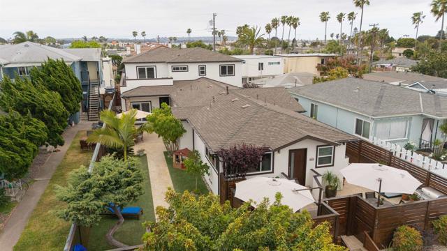 1215 17 Grand Ave, San Diego CA: https://media.crmls.org/mediaz/23f4cebe-486c-4dc1-ac36-bcb1cb684cd0.jpg