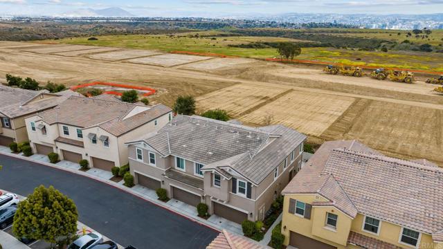 5441 San Roberto, San Diego CA: https://media.crmls.org/mediaz/23f4f180-f22c-4bdf-ac38-bb2a8842529d.jpg
