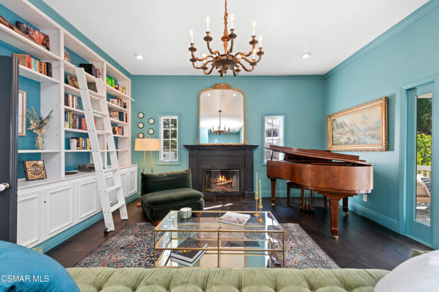 6144 1/4 Chesebro Road, Agoura Hills CA: https://media.crmls.org/mediaz/23f684f9-7eed-485b-9846-1f3c2fe09dc7.jpg
