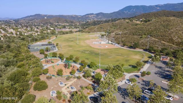 83 Via Aldea, Newbury Park CA: https://media.crmls.org/mediaz/23f71908-14a2-4269-aa55-82cffa1cfc48.jpg