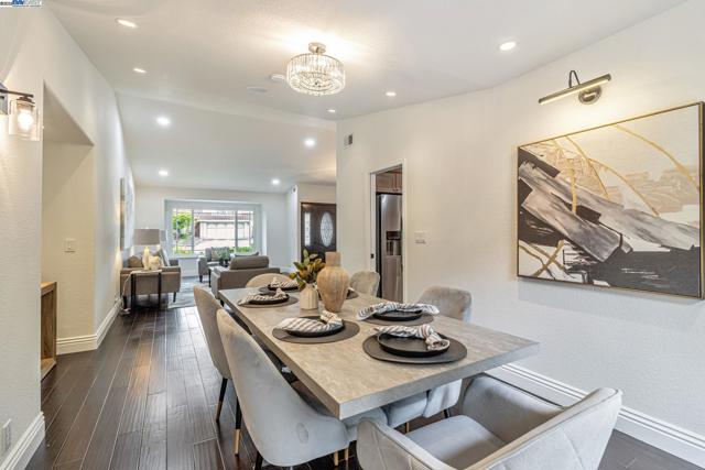 19052 Mount Lassen Drive, Castro Valley CA: https://media.crmls.org/mediaz/23f7e471-ef87-4524-bd38-c773398d0f4b.jpg