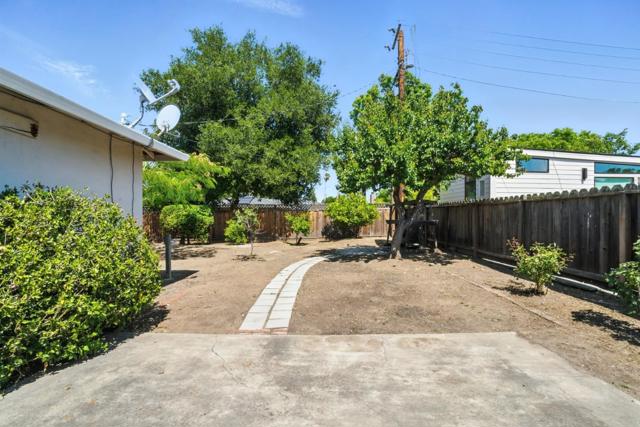 3440 New Jersey Avenue, San Jose CA: https://media.crmls.org/mediaz/23f995dc-4f07-48ba-9e63-3bea7b960755.jpg