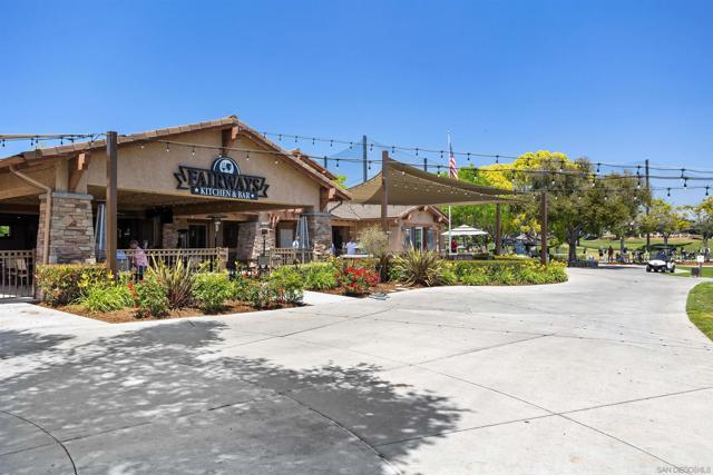 1104 Parkview Dr, Oceanside CA: https://media.crmls.org/mediaz/23f9b85f-0ea3-4816-9188-1f810cb27175.jpg