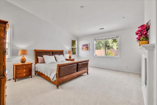 1745 Hot Springs Way, Palm Springs, CA 92262