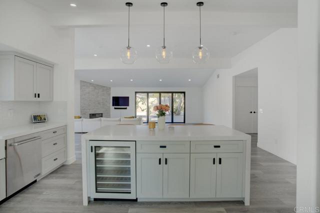 3647 Hazelhurst Place, Bonita CA: https://media.crmls.org/mediaz/23fa2893-d0c8-484a-b856-041dd21ea3ed.jpg