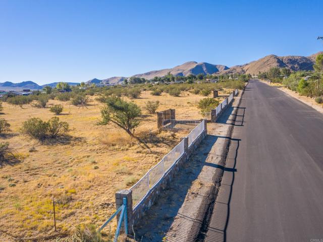 Detail Gallery Image 3 of 21 For 2 Kickin Horse Trl, Julian,  CA 92036 - – Beds | – Baths