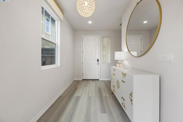 257 E Terra Mia Ave, Mountain House CA: https://media.crmls.org/mediaz/23fb381e-023c-4dc5-b309-9f438afd135e.jpg