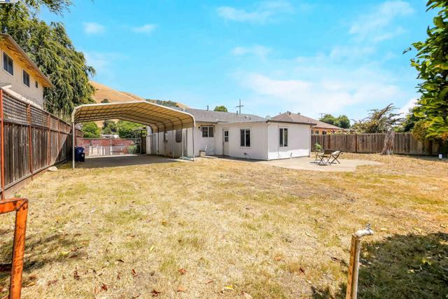 745 Wasatch Dr, Fremont CA: https://media.crmls.org/mediaz/23fc57e5-2ede-4c3d-a4db-2b12de79ca12.jpg