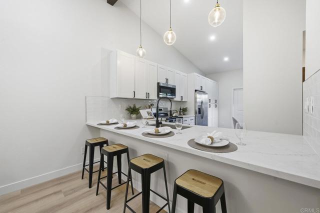 Detail Gallery Image 7 of 51 For 18023 Avenida Alozdra, Rancho Bernardo (San Diego),  CA 92128 - 2 Beds | 2 Baths