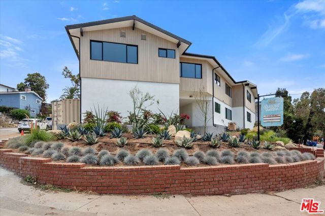 16185 W Sunset Blvd, 8 photo 11