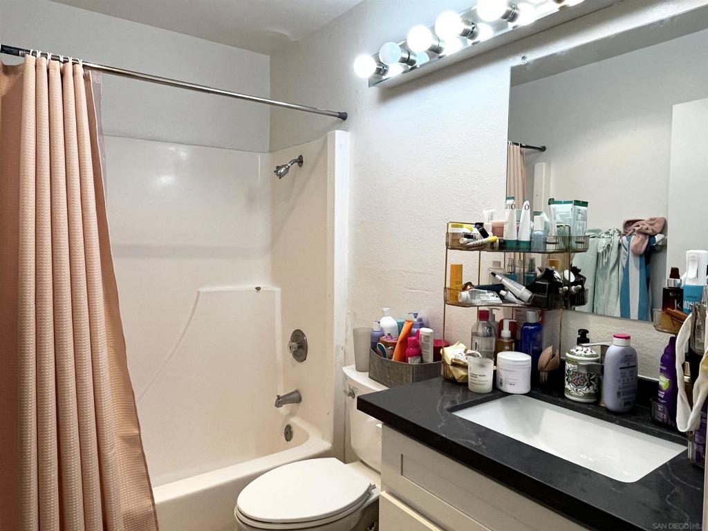 8332 Regents Rd - photo 17