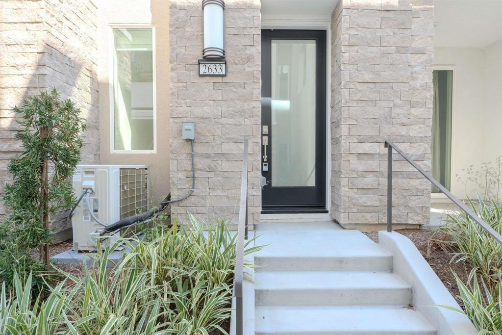 2633 Everly Dr - photo 2