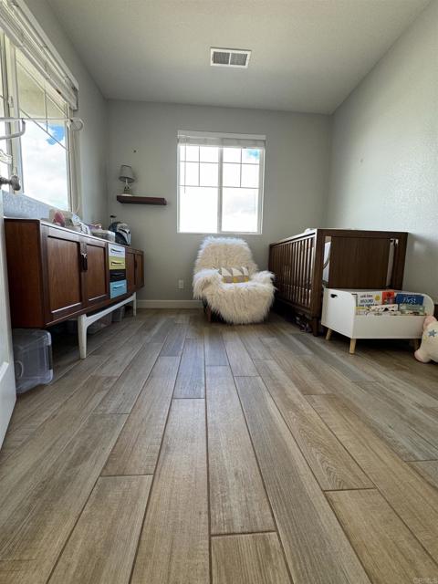 1614 Sanderling Avenue, Chula Vista CA: https://media.crmls.org/mediaz/23fdd8fc-61fb-4d4b-8959-155d9527c773.jpg