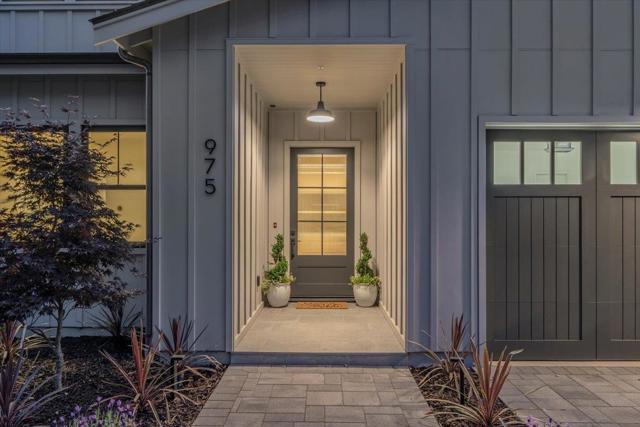 975 Louise Avenue, San Jose CA: https://media.crmls.org/mediaz/23fe1f1e-d0f6-44fc-a0b5-9b35638a0190.jpg