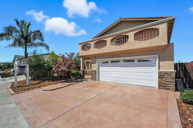 2507 Constellation Drive, Hayward CA: https://media.crmls.org/mediaz/23fe353a-b886-4224-803a-642ddf0534f8.jpg