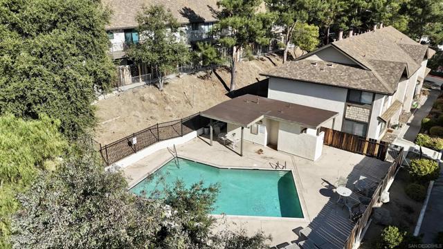 Image 34 of 41 For 2642 Alpine Blvd  A