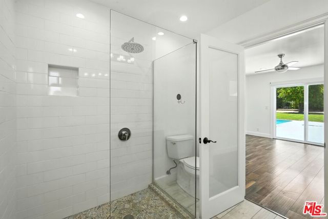 20616 Quedo Drive, Woodland Hills CA: https://media.crmls.org/mediaz/24008aa7-73bd-44c9-a800-ae9fe231f3c5.jpg