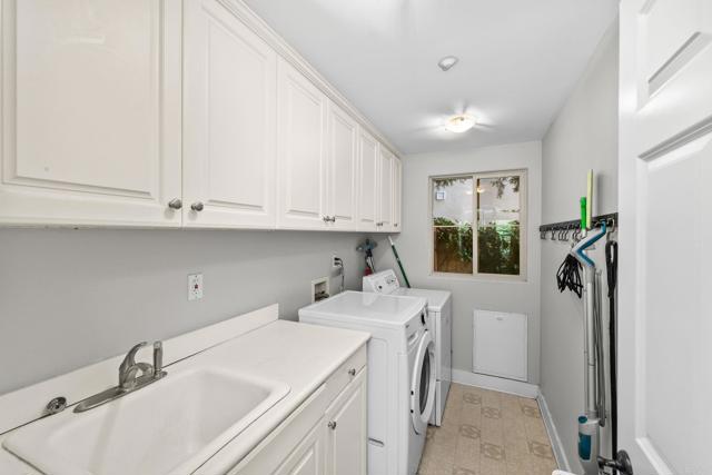 Detail Gallery Image 29 of 32 For 14586 Luna Media, San Diego,  CA 92127 - 4 Beds | 5 Baths