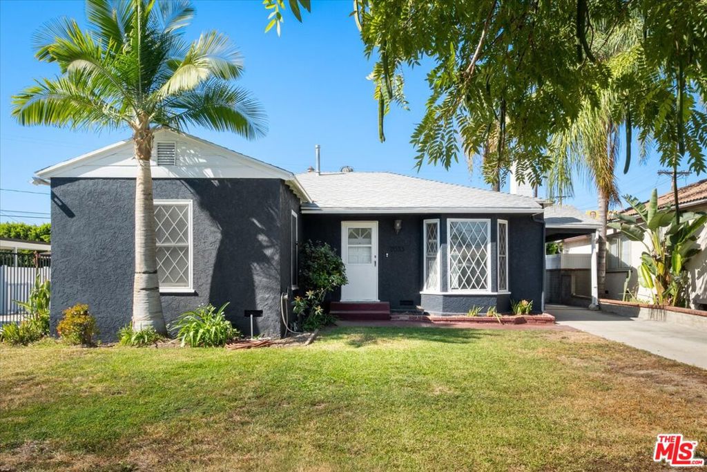 2033 N Manning Street — image 1