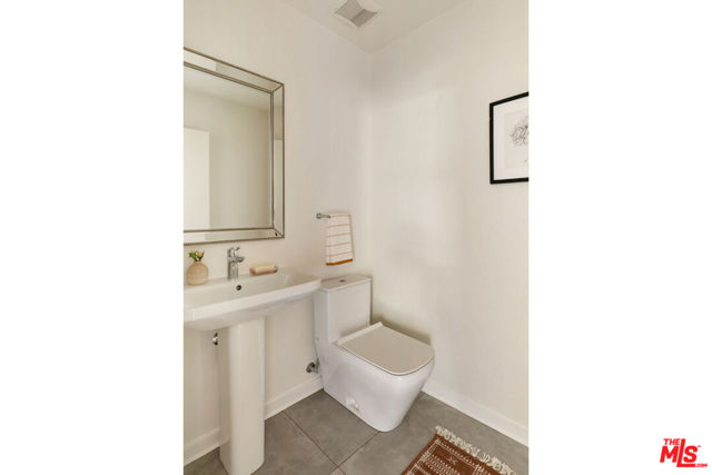 3931 Eagle Rock Boulevard, 36 photo 12