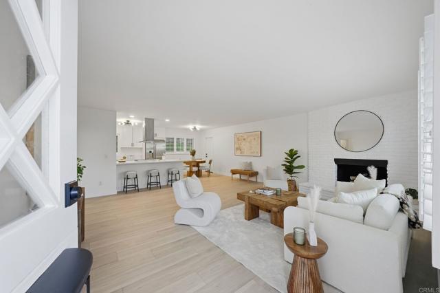 Detail Gallery Image 16 of 69 For 323 Glencrest Dr, Solana Beach,  CA 92075 - 3 Beds | 2 Baths