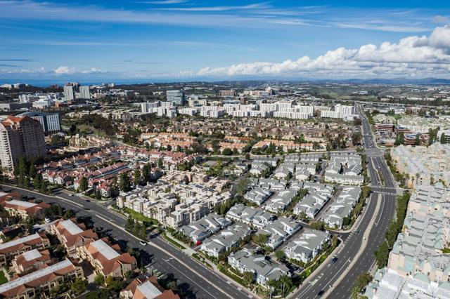Detail Gallery Image 45 of 47 For 4085 Crystal Dawn Ln #201,  San Diego,  CA 92122 - 2 Beds | 2 Baths