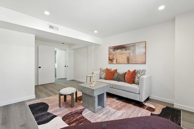 553 Diamond Avenue, South San Francisco CA: https://media.crmls.org/mediaz/24068ae0-233f-4b4b-a5c7-e78029361b58.jpg