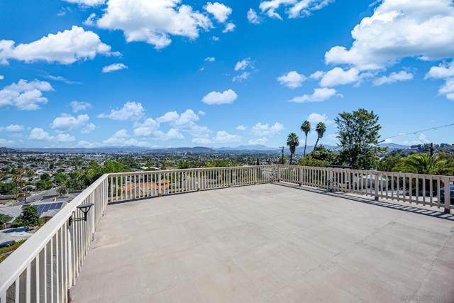 1148 Emerald Heights Rd, El Cajon CA: https://media.crmls.org/mediaz/2407754b-726f-49d5-9a3e-6385363d3679.jpg