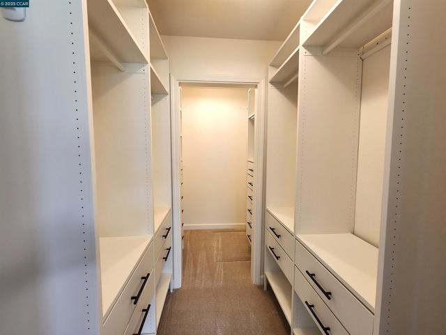 1818 Granada Dr, Concord CA: https://media.crmls.org/mediaz/2407d7e4-a3e0-403b-b62c-6f4b6c61fb22.jpg