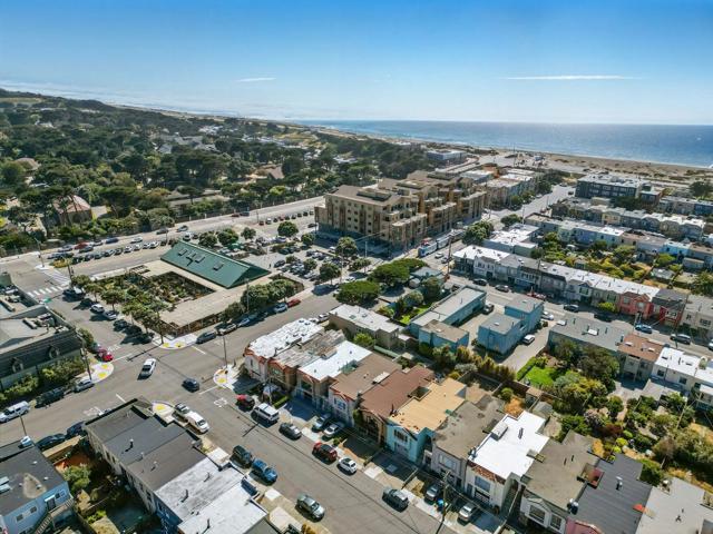 2687 45th Avenue, San Francisco CA: https://media.crmls.org/mediaz/2407fb92-203f-4761-9e50-9aed83df58f9.jpg