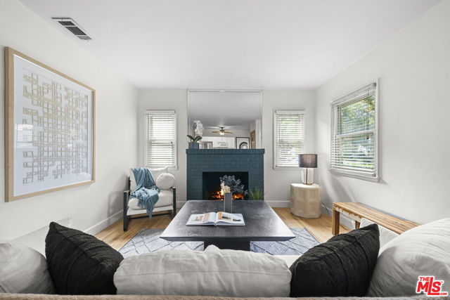 340 North California Street photo 4