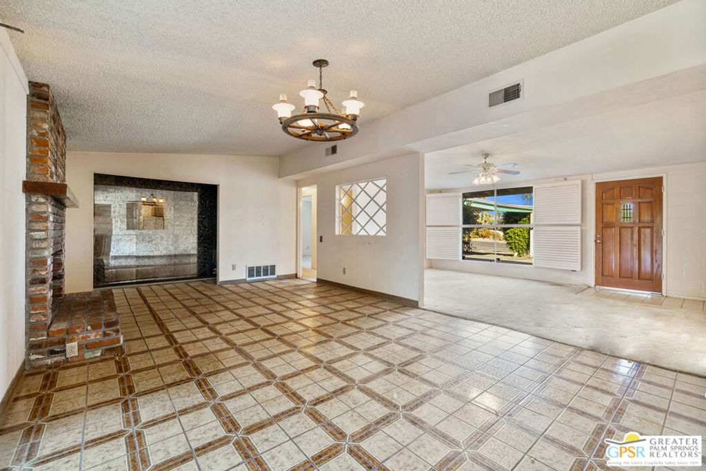 MLS #25618493PS image #14