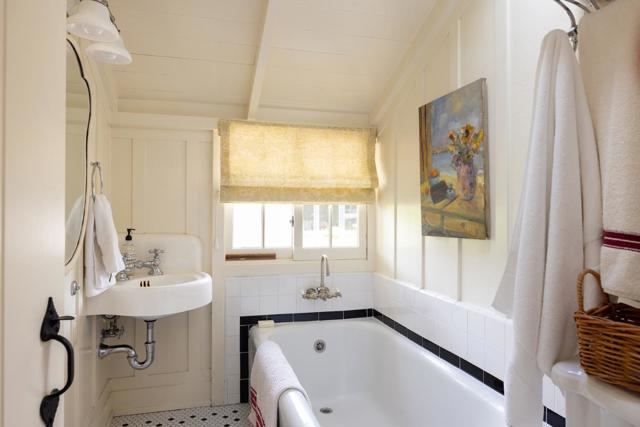 0 NW Corner Casanova & Ocean Avenue, Carmel CA: https://media.crmls.org/mediaz/240d5729-bedd-44d0-8d89-a556b635afc3.jpg