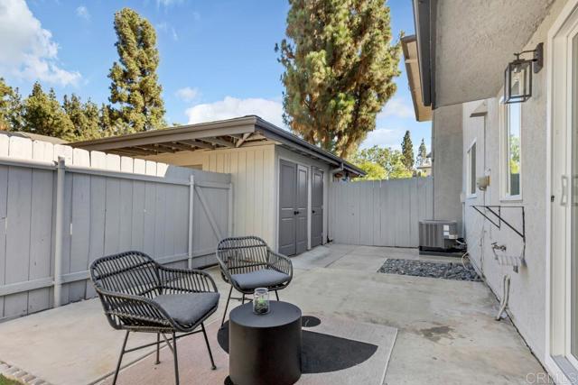 10670 Duke Miguel Court, Santee CA: https://media.crmls.org/mediaz/240d9822-6cce-4907-93ae-f43a0fb9cc8f.jpg