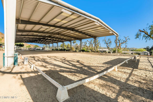 11270 Dominica Avenue, Lakeview Terrace CA: https://media.crmls.org/mediaz/240eef20-fef4-46ae-8a99-c964c892eda9.jpg