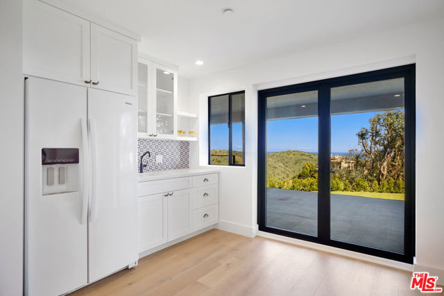 4756 Latigo Canyon Road, Malibu CA: https://media.crmls.org/mediaz/240fe2b8-a84a-42a4-9882-c512918ddfaf.jpg