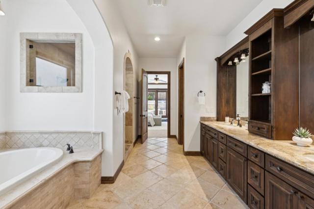 716 Rosewood Drive, Walnut Creek CA: https://media.crmls.org/mediaz/24110ed7-22f1-4102-ad33-f7de598a6857.jpg