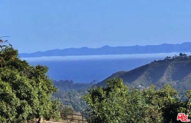 3756 FOOTHILL ESTATE (Private Lane) Road, Santa Barbara CA: https://media.crmls.org/mediaz/2411bf82-1b96-410c-84f3-5f9b06fcb585.jpg