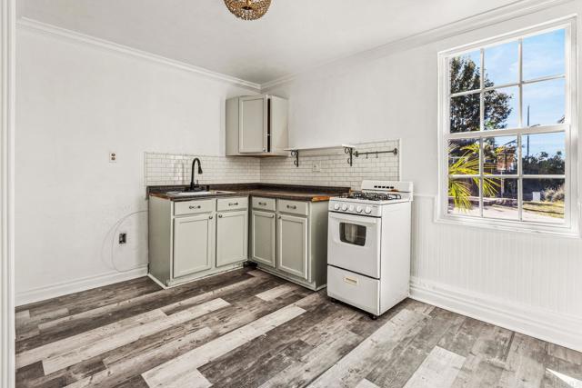 Detail Gallery Image 23 of 40 For 466 Thrush St, Chula Vista,  CA 91911 - 4 Beds | 3 Baths