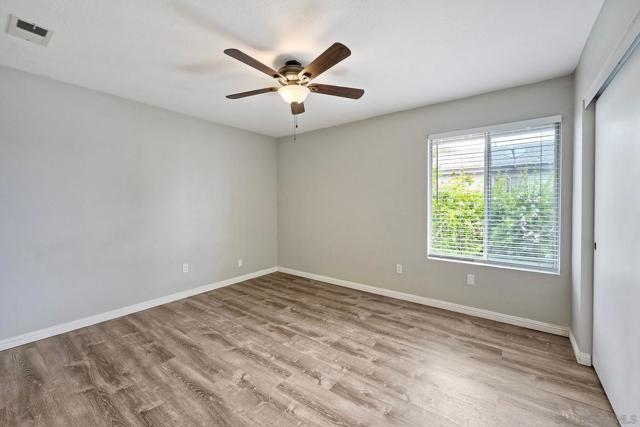 3436 Thunder Dr, Oceanside CA: https://media.crmls.org/mediaz/24130888-0415-4e6f-a54d-97372854287d.jpg