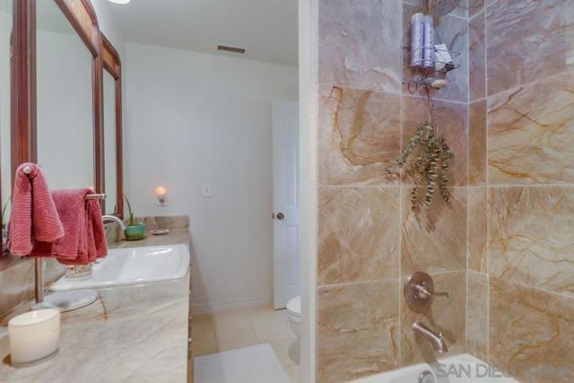 255 Highline Trl, El Cajon CA: https://media.crmls.org/mediaz/2414906f-8cf0-4e82-bdc1-b96d319233f2.jpg