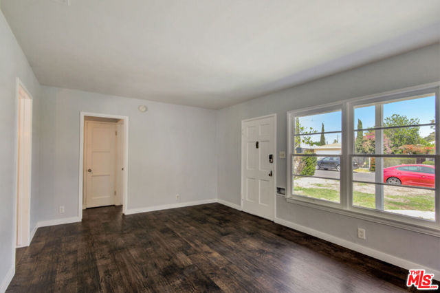 11344 BESSEMER Street photo 6