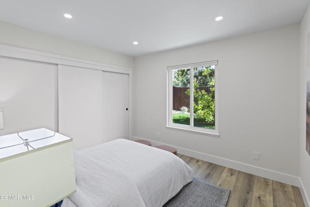 416 Camino Dos Palos, Thousand Oaks CA: https://media.crmls.org/mediaz/2415cc8f-505c-4b55-8de9-5a03dc9329ec.jpg