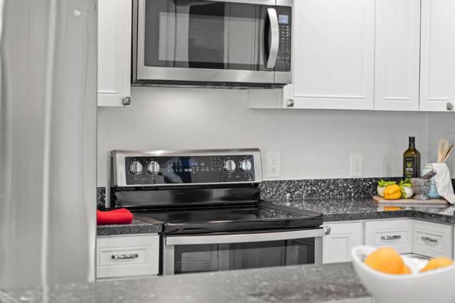 1610 Dennis Avenue, Milpitas CA: https://media.crmls.org/mediaz/2415fe97-ea92-4246-b951-53b4401bc39a.jpg
