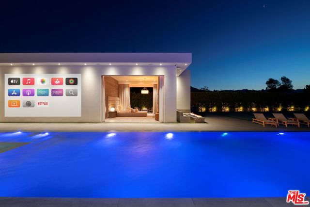 52435 Ross Avenue, La Quinta CA: https://media.crmls.org/mediaz/241617f3-a160-4450-9401-4a003e5b4d17.jpg