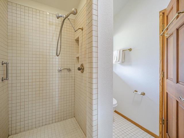 1125 Sumner Avenue, Aptos CA: https://media.crmls.org/mediaz/241867b0-0505-41bd-ae5c-8799a3376ff1.jpg