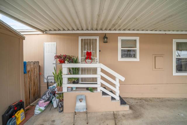 2750 Wheatstone St, San Diego, California 92111, 3 Bedrooms Bedrooms, ,2 BathroomsBathrooms,Residential,For Sale,Wheatstone St,240028975SD